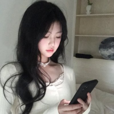 雨中的秋城